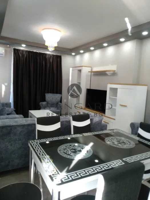 Продава се Двустаен апартамент в Пловдив, Христо Смирненски - 83 кв.м за 2049 €/кв.м - Снимка #2