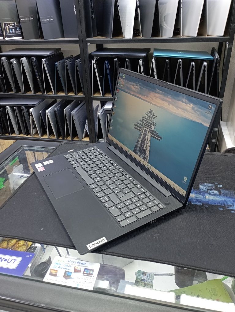 Хороший ноутбук для дома и офиса! Lenovo AMD Athlone 7120-8/256ssd
