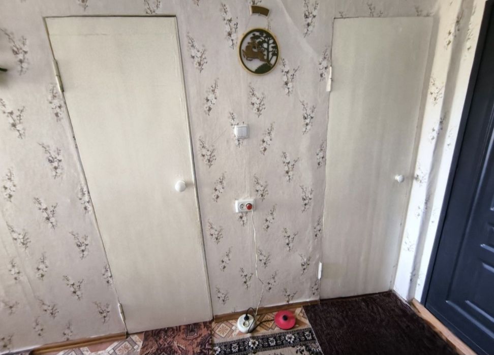 Продам 1 комн.кв.гост.типа. 19 мкр.