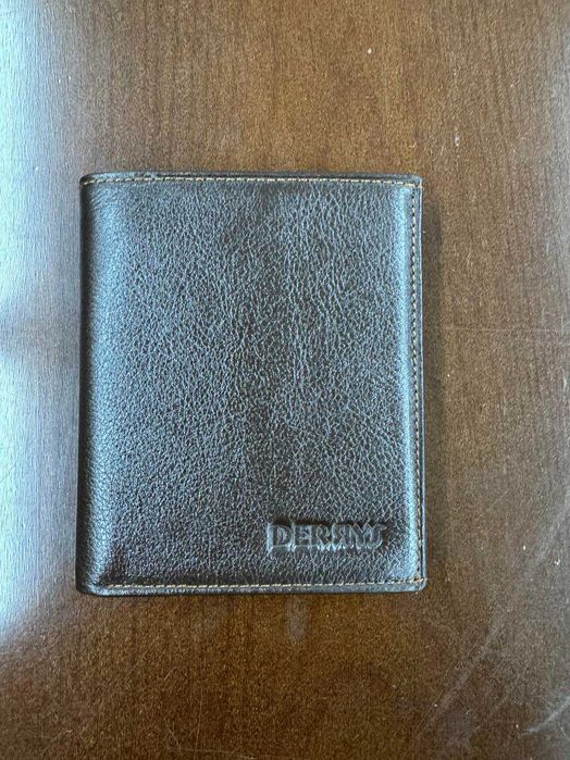 Портфейли и визитници от естествена кожа