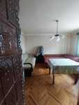 Vand ap. /etaj in cladire P+1, Biharia, 2 proprietari in curte