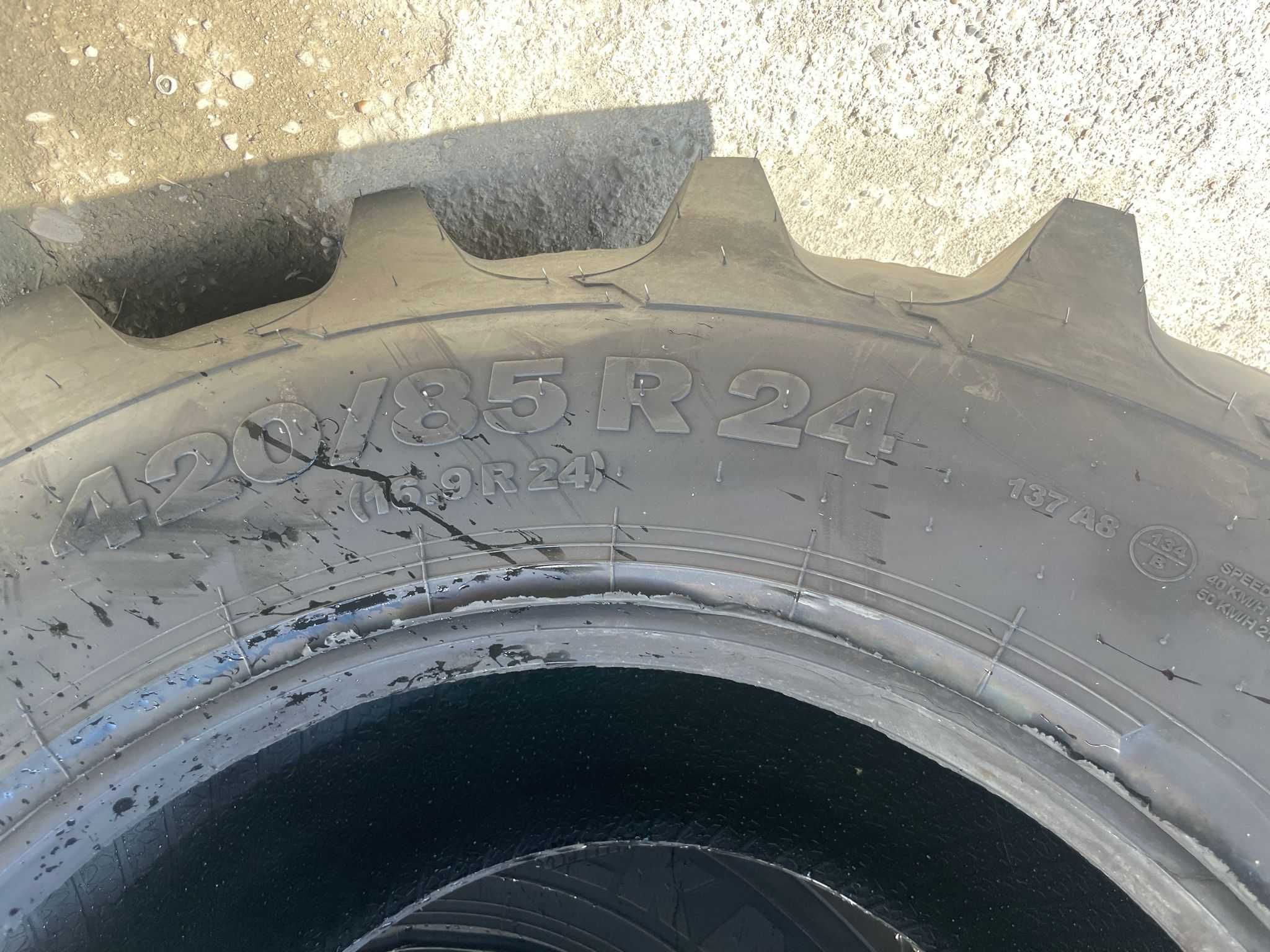 Cauciucuri Radiale 420/85R24 OZKA Tractor Livrare Rapida