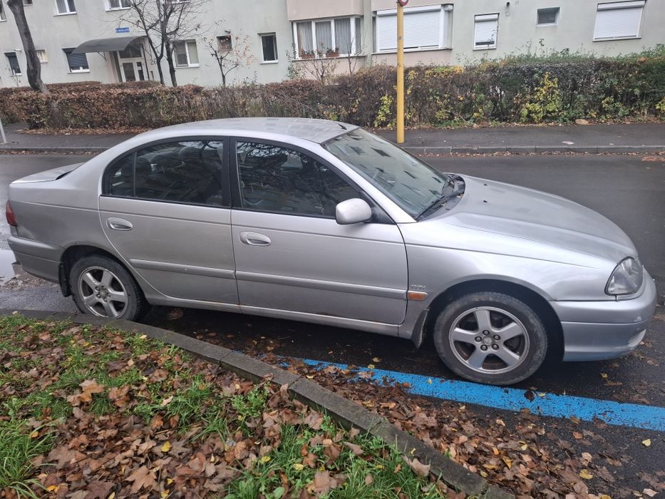Toyota Avensis T22 1.6 VVTI