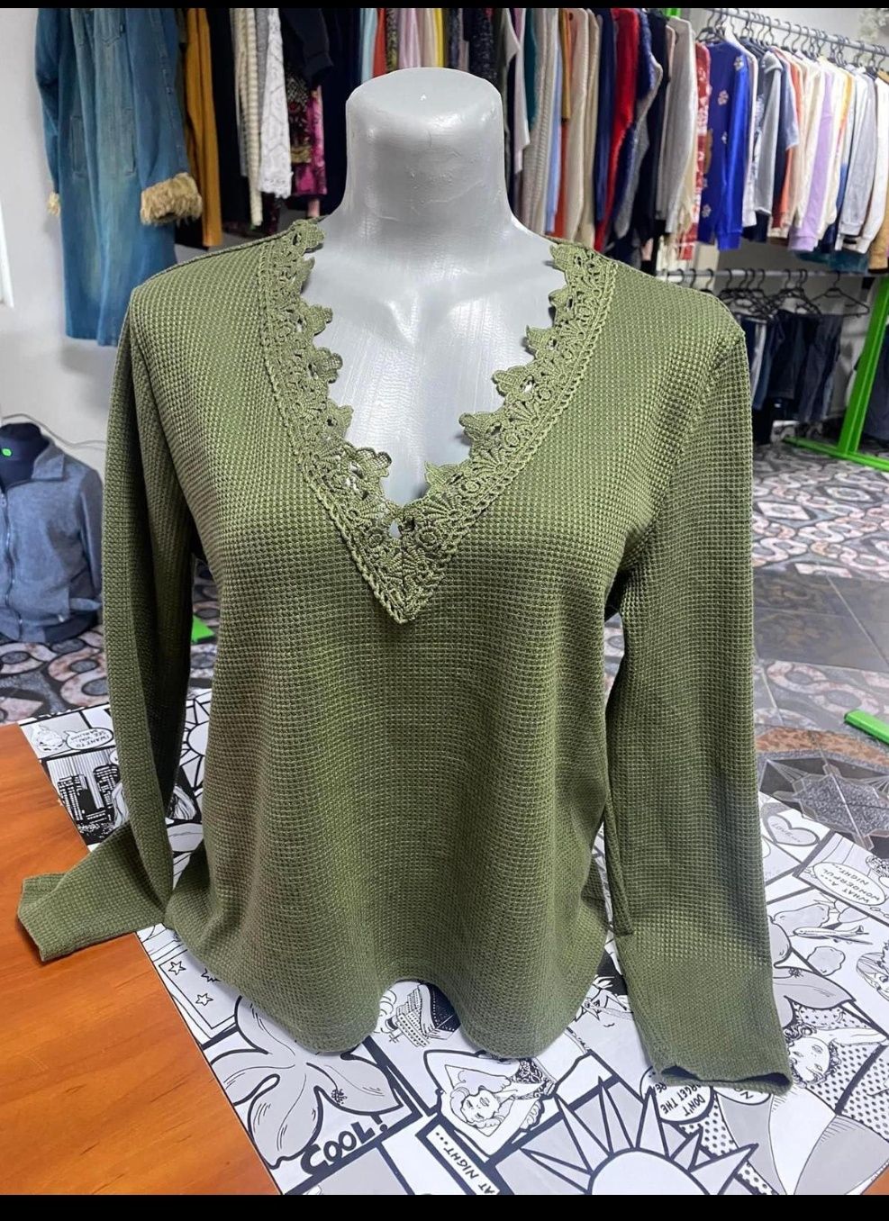 Lot Saci Haine Second Hand categ Cremă-Extra (aprox. 400 buc)