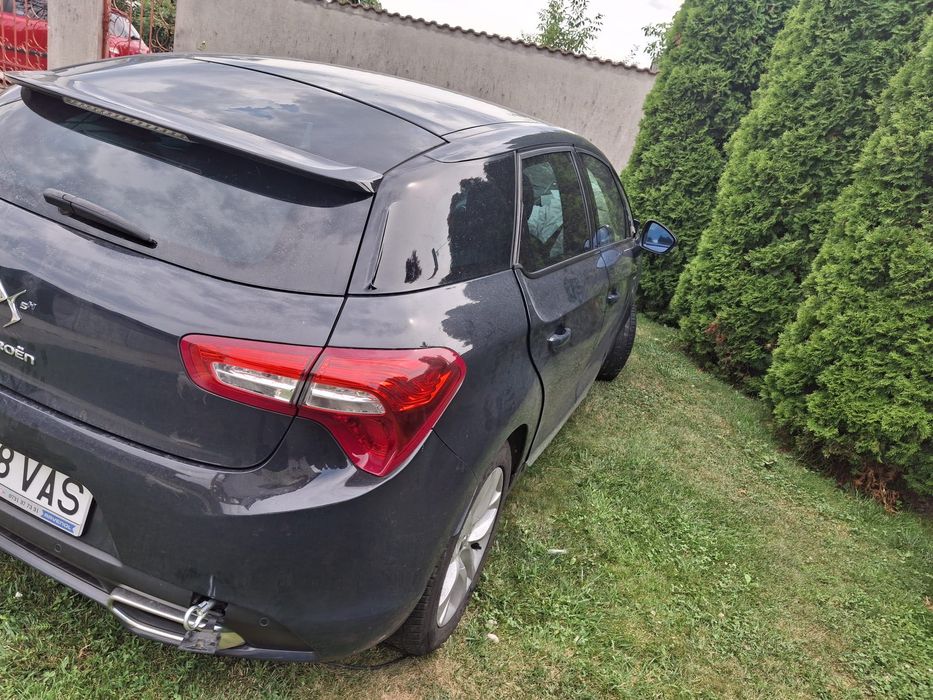 Citroen DS5 - Motor 2.0 HDi - Avariat