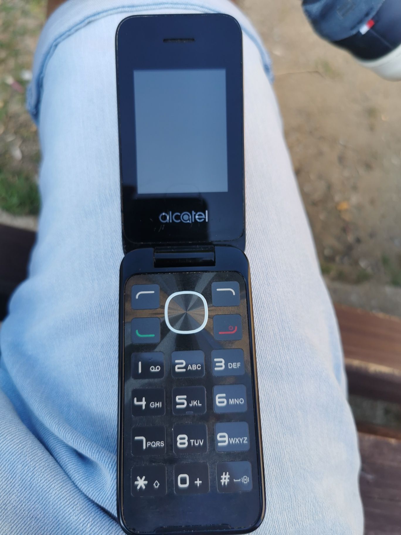 Telefon Alcatel 2051x