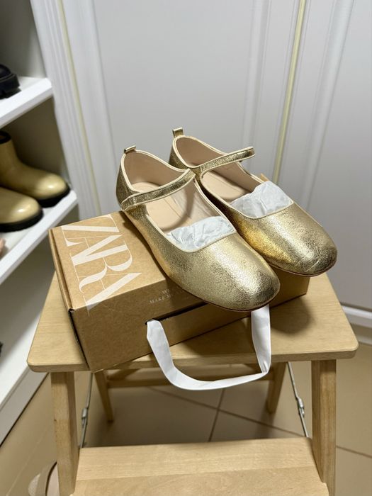Новые золотые балетки ZARA 36 размера
