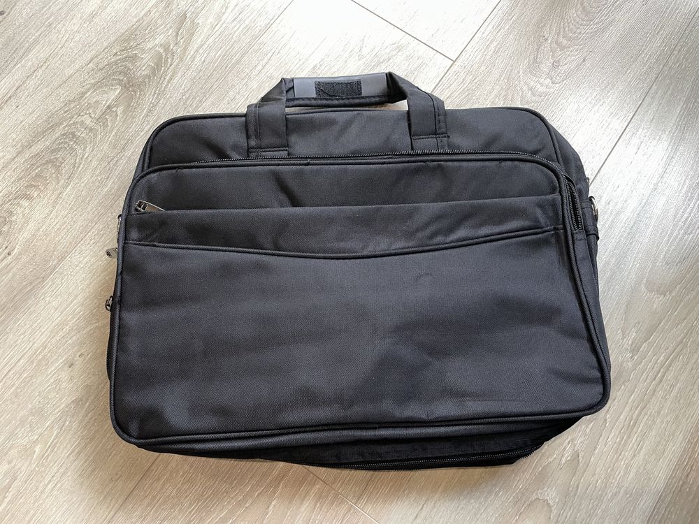 Vand geanta laptop