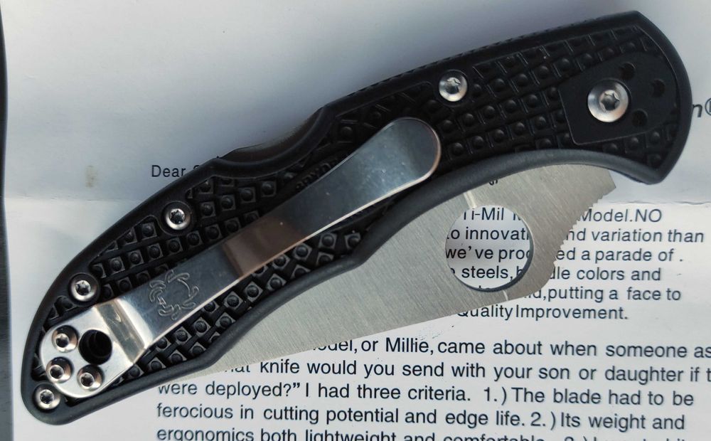 Сгъваем нож Delica 4