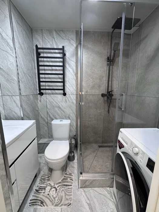 Коракамиш 3 хона евроремонт сотилади