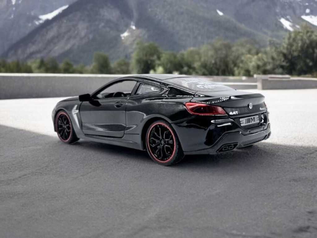 Автомобил BMW M8 с 3 реалистични звука и светлини – мащаб 1:24/3 ЦВЯТА