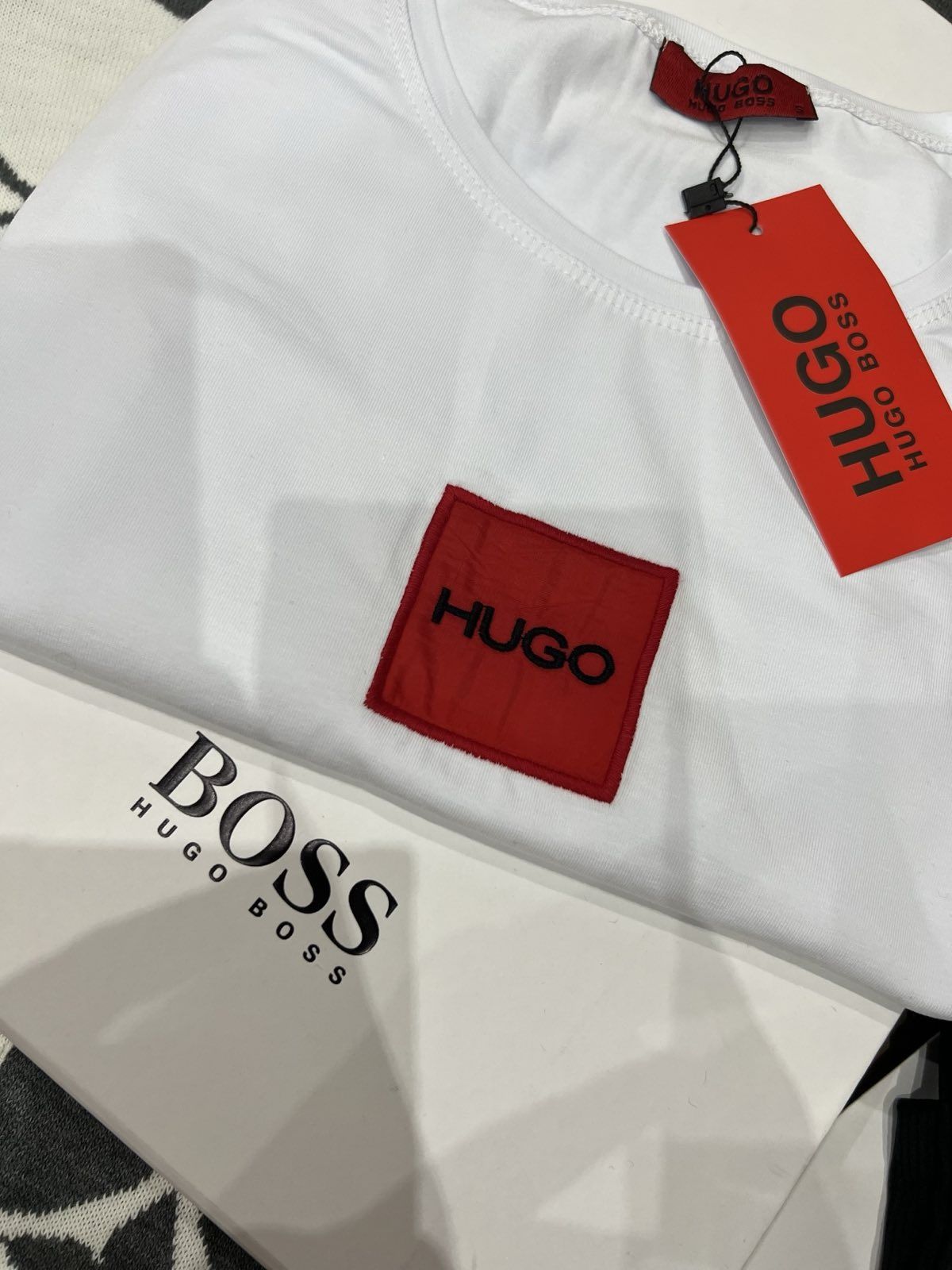 HUGO Boss дамски тениски