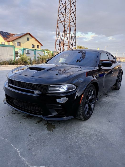 Dodge Charger 600 cp