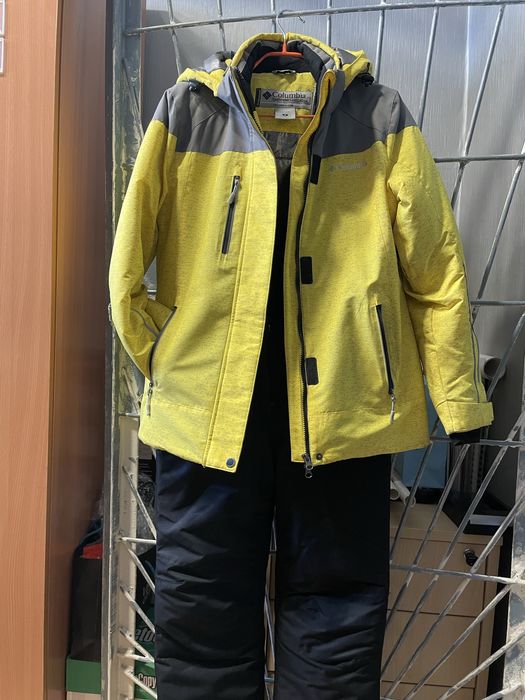 Продам лыжный костюм