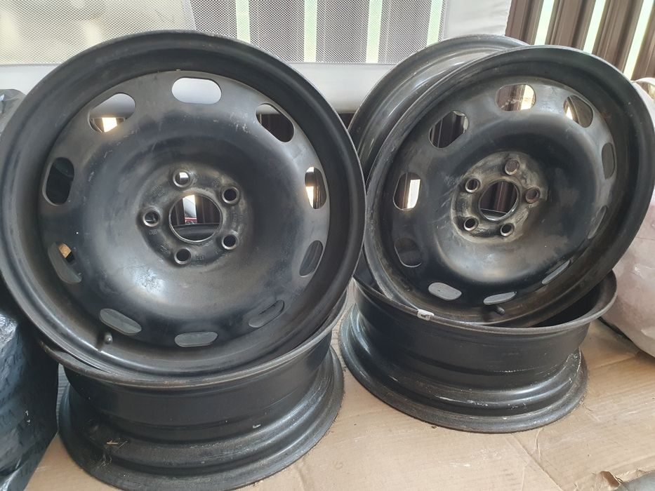 Vând jante: aluminiu R16 și tablă R15