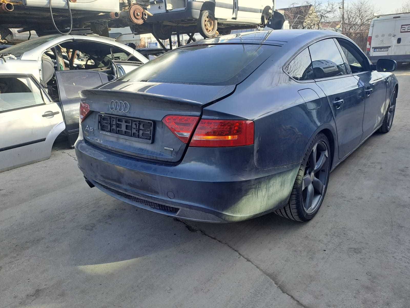 Dezmembrez Audi A5 2.0 TDi 170 cp an 2009 cod motor CAHA