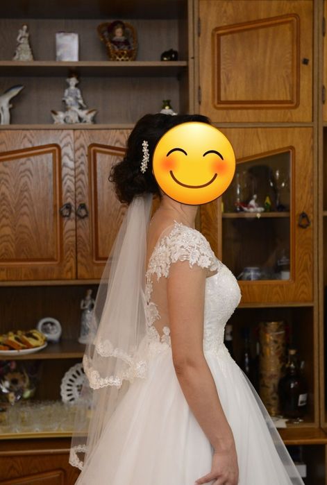 Vând roche de mireasă