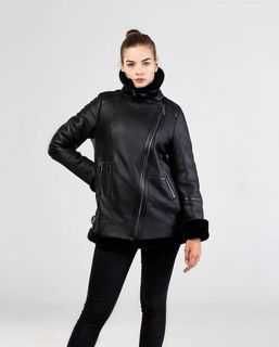 Новая. Стильная дубленка, натуральная овчина. Турция. 48 размер.