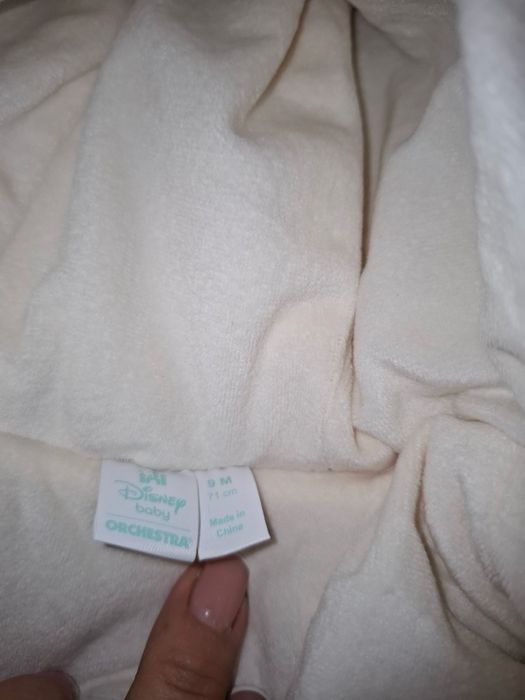 Само изпрани и пробвани , продавам ги защото се оказаха на бебчо малки