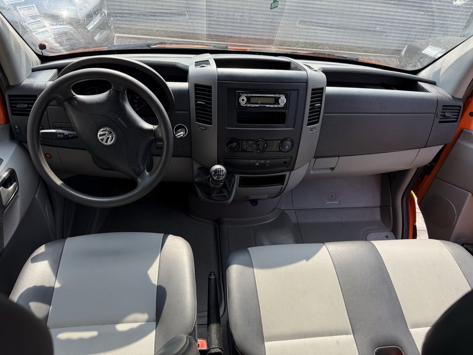 Crafter 2011 L2H3 motor 2.0 110 cai 6 locuri