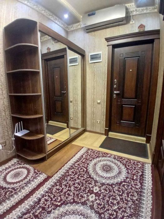 Toshkent shaxar,Yashnabod tumani, Kadisheva bozoriga yaqin kvartira