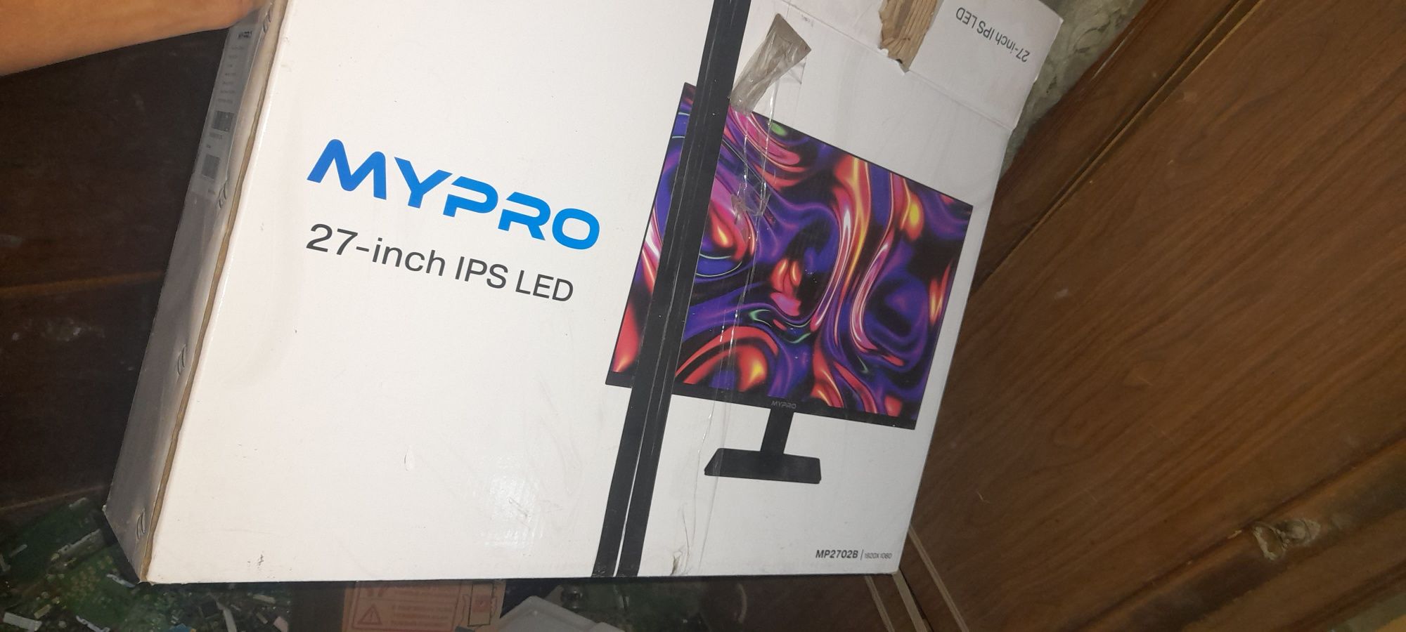 27 tali IPS bez ramka monitorla sotiladi zapchastka