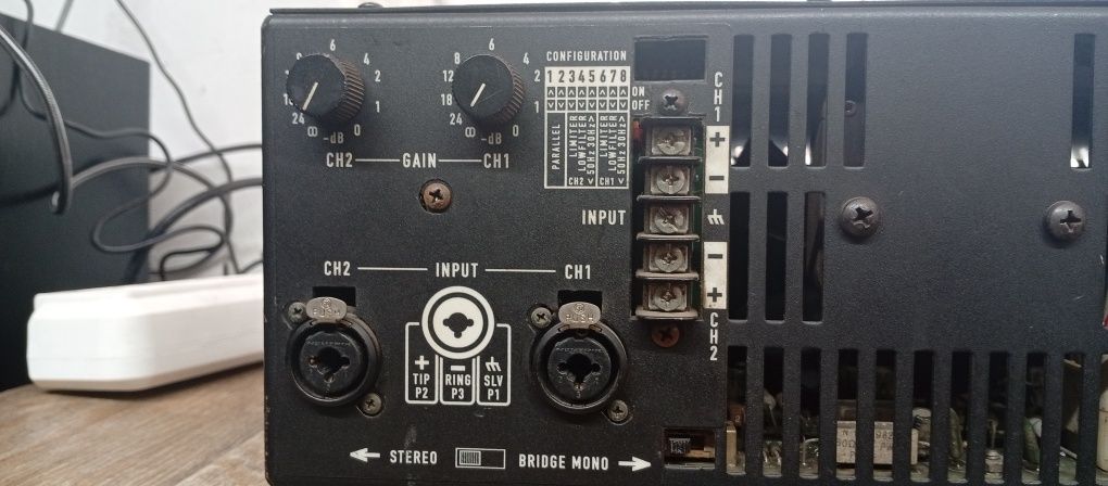 Професионално стъпало QSC USA-900 2X450w