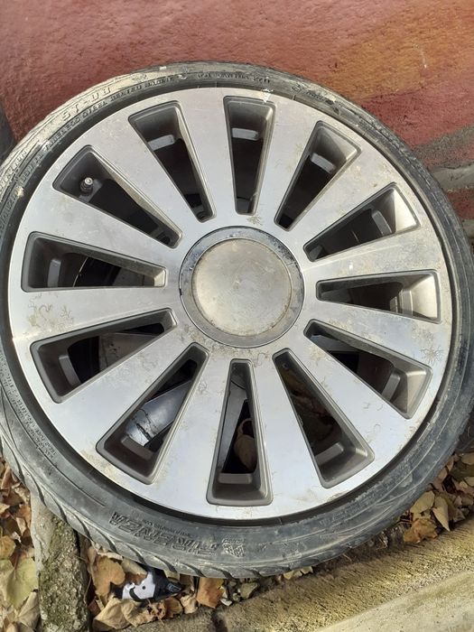 Vând  jante  audi  a4  pe 18