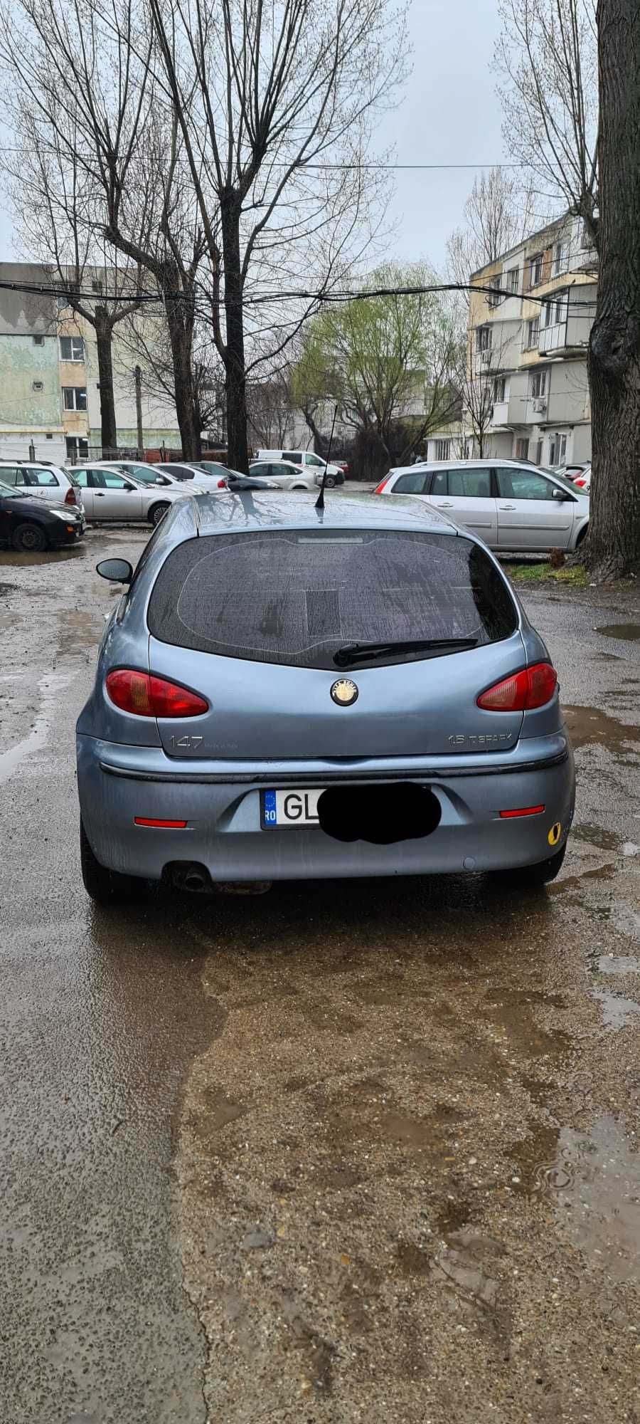 Vând Alfa 147 mot 1,6 benz + GPL an 2003 acte valabile. Asig, ITP