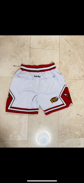 pantaloni scurti BULLs