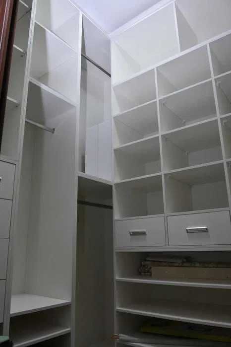 Срочно сдам 3- комнаты 5/9   Метро Гофур Гулом  Ц 15, Абай  838*