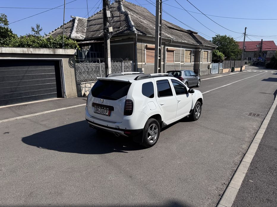 Vând Dacia Duster 4x4 1.5 dci