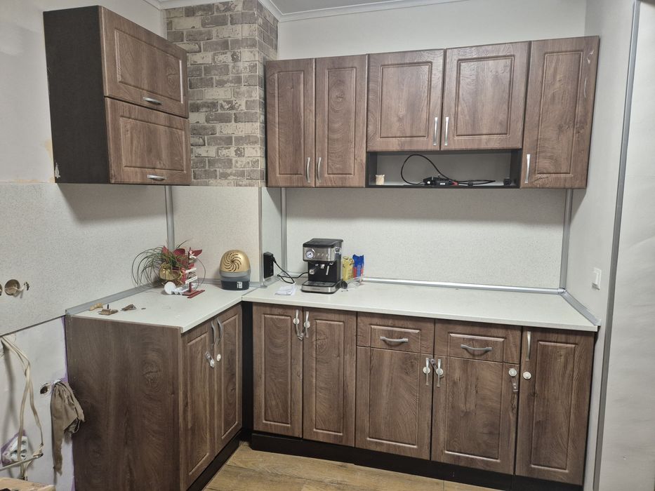 Ъглова модулна кухна втора употреба