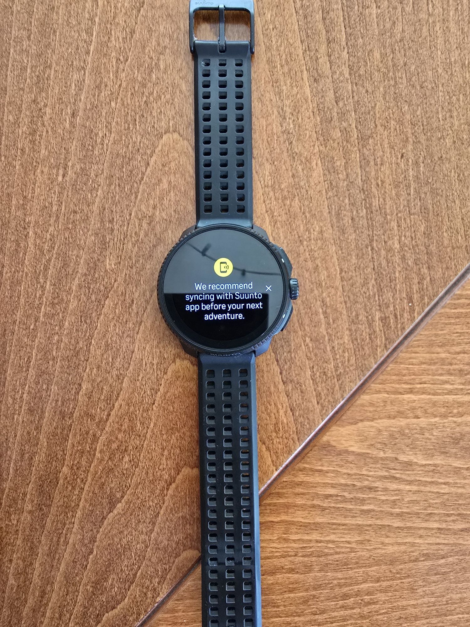 Спортен часовник "Suunto Race all black" с остваща гаранция  12 месеца