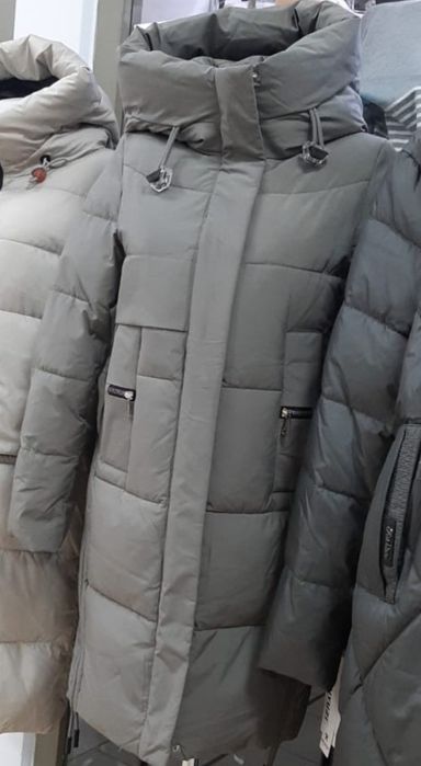 Продоется пуховик зимний