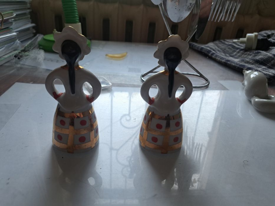 Фарфоровые статуэтки "Девушка в кокошнике" -Дулево, "Куница"