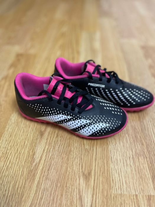 Ghete fotbal copii Adidas