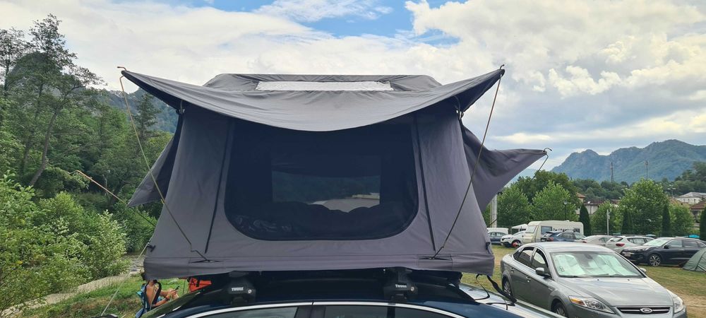 Cort plafon auto de inchiriat