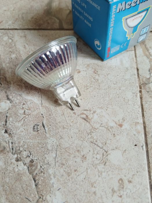 Специализирана Халогенна дихронична крушка МR16 MEETAIM (12V/75W)