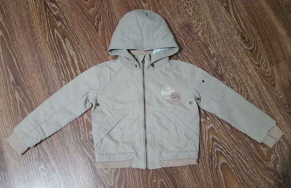 Кафяво яке Кампус 116см-15лв+подарък