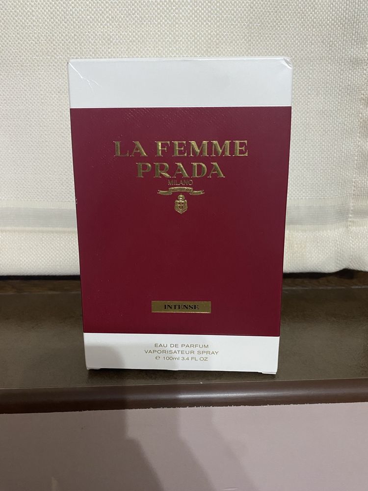 Пирфюм Prada La Femme Intense 100 ml