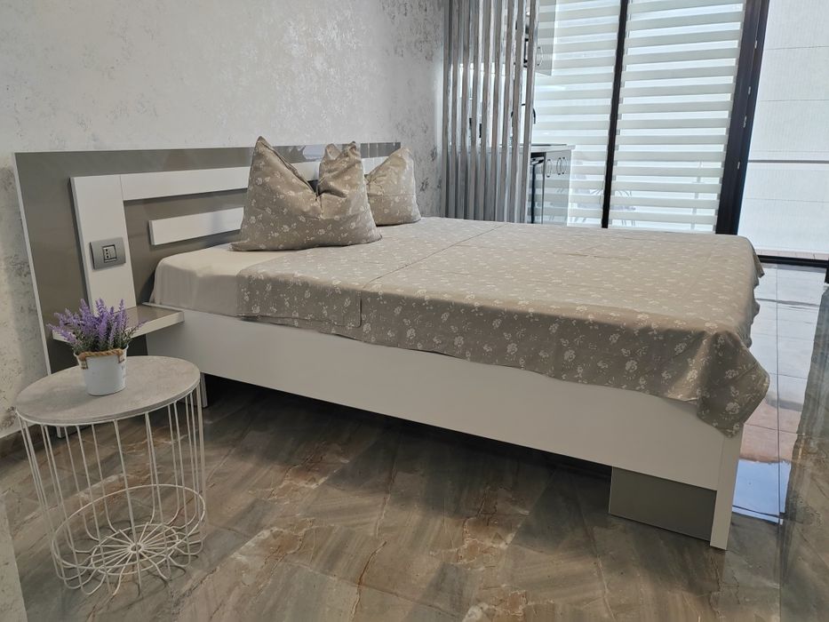 Vand Garsoniera in Saturn