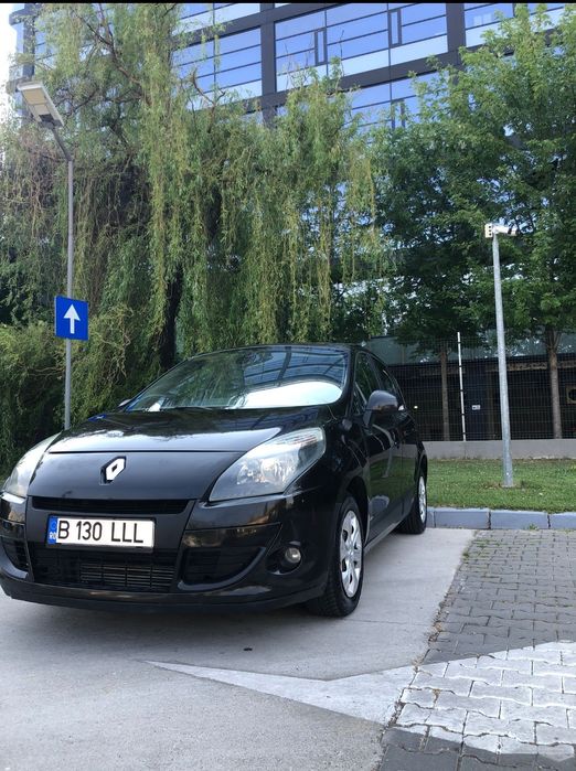 Vând renault scenic an fabricație 2010