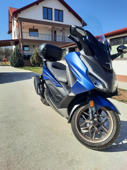 Vand maxiscuter Honda Forza 350