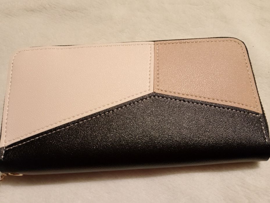 Дамски портмонета