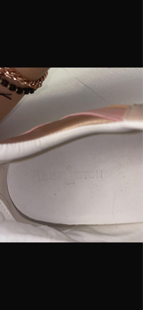 adiasi femei louis vuitton 38