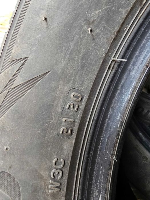 4 бр зимни гуми Bridgestone Blizzak LM005 235/55/18 104H