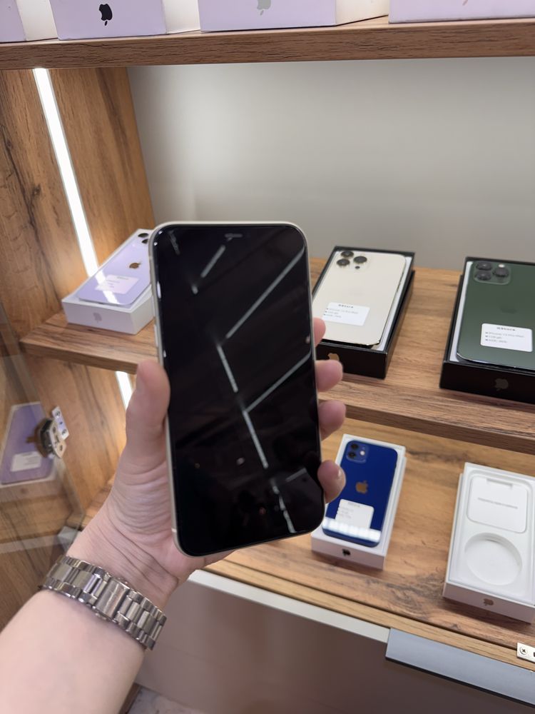Iphone 11 , 128 gb