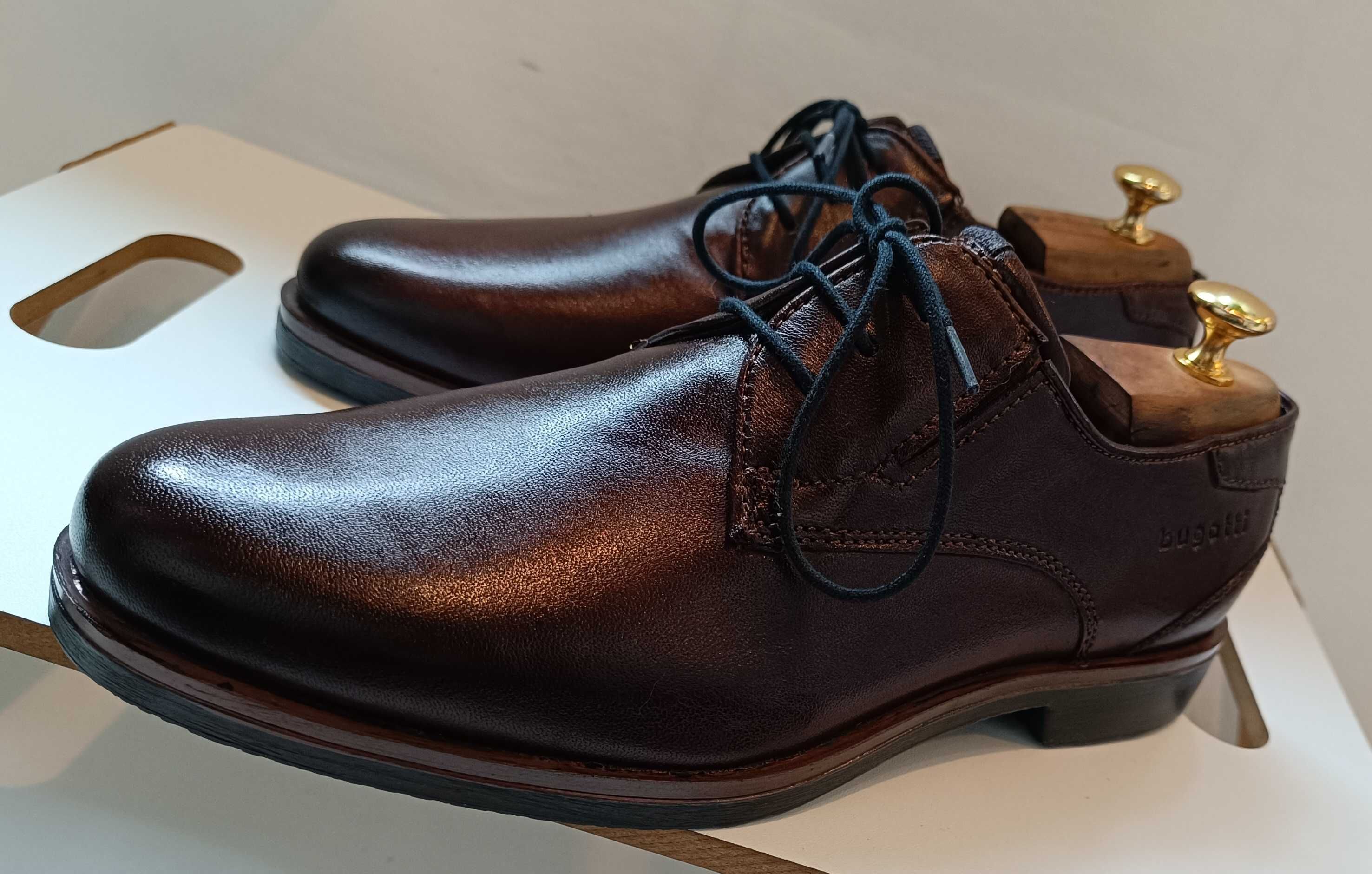 Pantofi derby 45 plain toe premium Bugatti NOI piele naturala moale