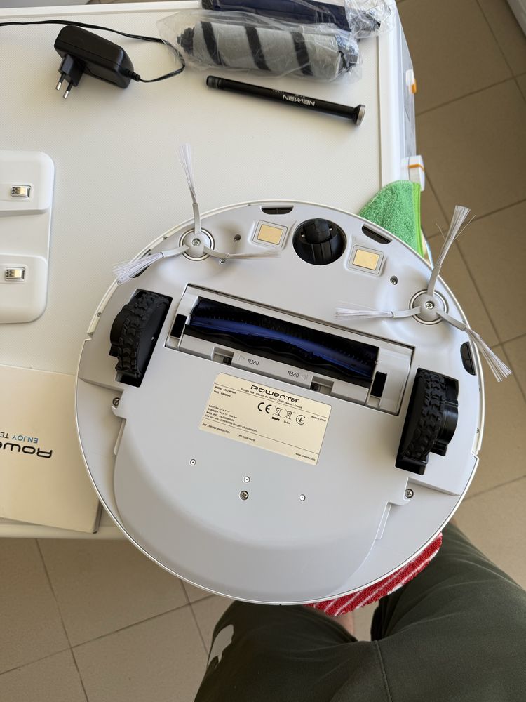 Прахосмокачка робот Rowenta Series 95 X-Plorer